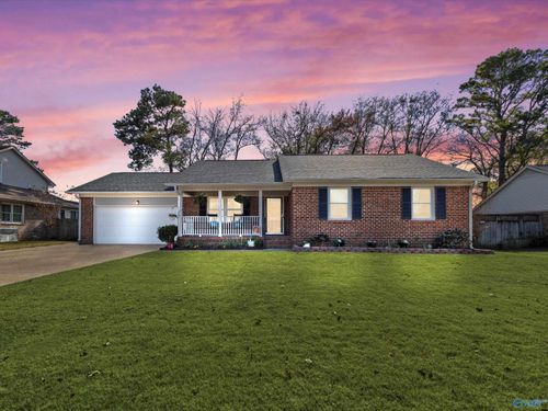 2207 Noel Dr Sw, Huntsville, AL, 35803-2071 | Card Image