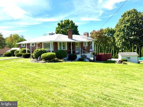 267 Kathy St, Philipsburg, PA, 16866-2955 | Card Image