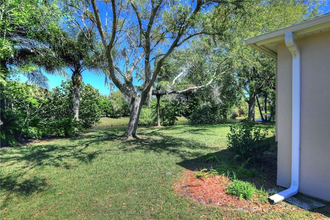 1286 Sebastian Lakes Dr, House other with 2 bedrooms, 2 bathrooms and null parking in Sebastian FL | Image 5