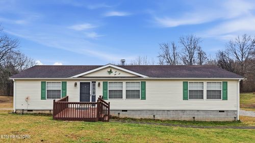 124 Oak Grove Ln, Rocky Top, TN, 37769-5441 | Card Image