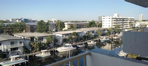apt-505-3770 Ne 171st St, North Miami Beach, FL, 33160-3033 | Card Image