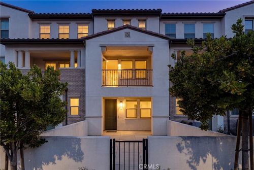 77 Jensen Ct, Thousand Oaks, CA, 91360 | Card Image