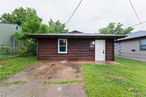 1307 Missouri Ave, Rolla, MO, 65401-2546 | Card Image