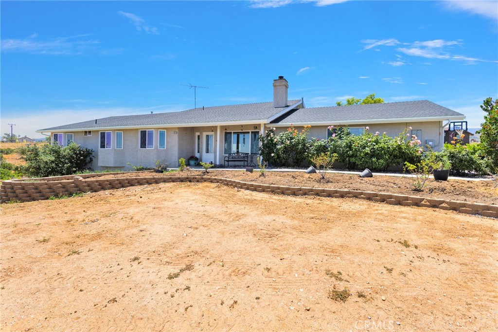Residential in Phelan 3