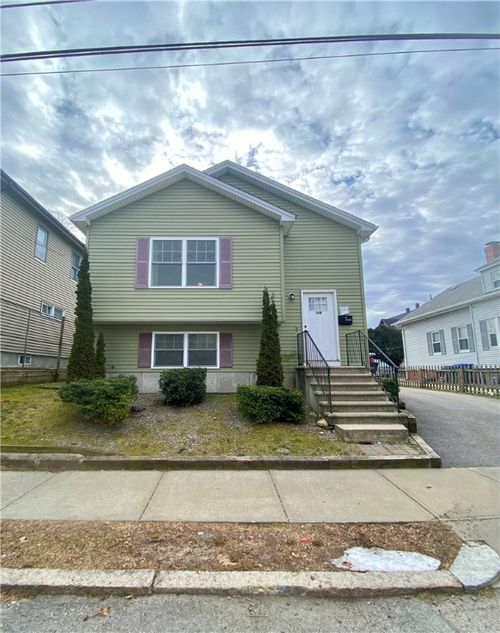 108 Roosevelt St, Providence, RI, 02909-3502 | Card Image