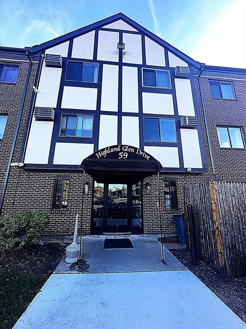 apt-322-59 Highland Glen Dr, Randolph, MA, 02368-3931 | Card Image