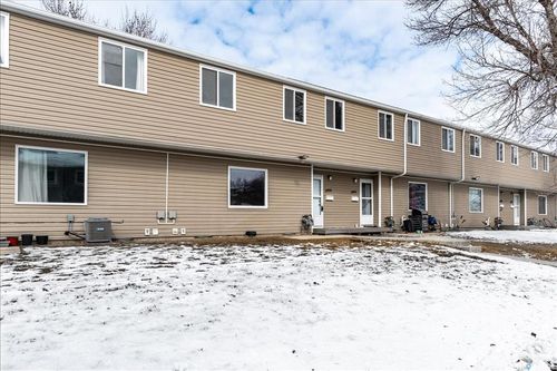 71-3904 Castle Road, Regina, SK, S4S6A4 | Card Image