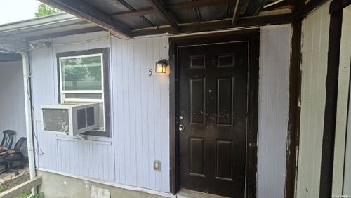 5-2614 Monterey St, San Antonio, TX, 78207-4123 | Card Image