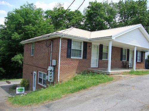 c-85 Lawn St, Clarksville, TN, 37040-6231 | Card Image