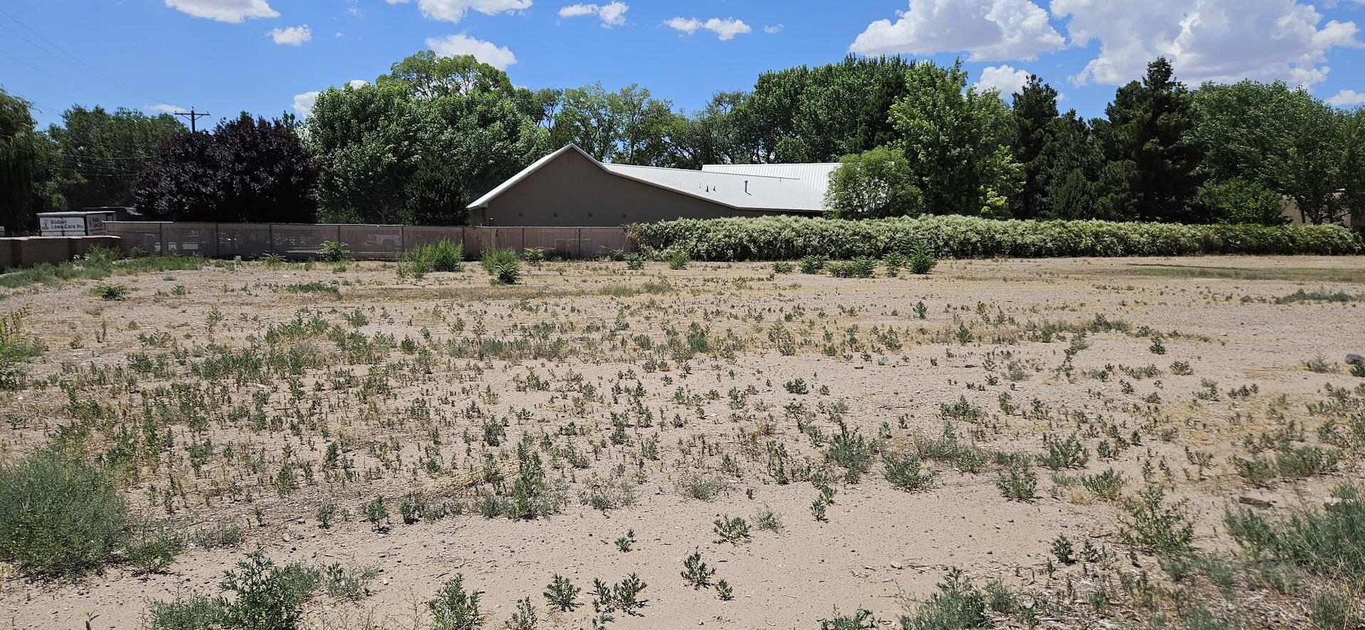 Land in Albuquerque 2