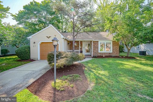 27 Niland Ln, WOODBURY, NJ, 08096-6708 | Card Image