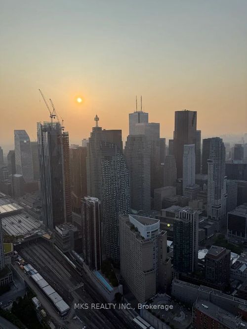 ph212-55 Cooper St, Toronto, ON, M5E0G1 | Card Image