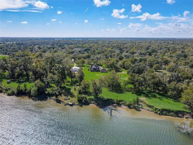 4306 Brazos River Rd, House other with 4 bedrooms, 4 bathrooms and 2 parking in Freeport TX | Image 47