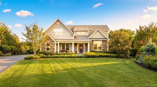 38 Blackberry Ln, Center Moriches, NY, 11934-1413 | Card Image