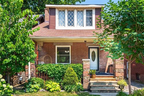 24 Sykes Ave, York, ON, M9N1C9 | Card Image