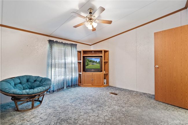 153 Wash Run Rd, House other with 3 bedrooms, 2 bathrooms and 3 parking in Indian Head PA | Image 14