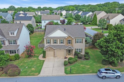 200 St Lucie Dr, Simpsonville, SC, 29681-8152 | Card Image