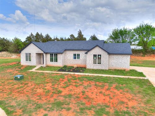 10130 S Meadows Lane, Guthrie, OK, 73044 | Card Image