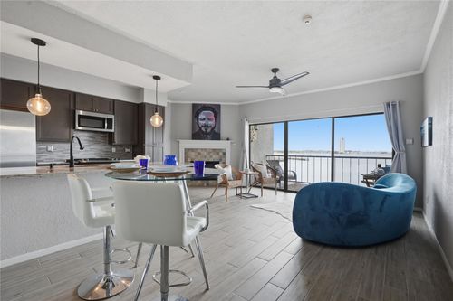 apt-204-351 Lakeside Ln, Houston, TX, 77058-4303 | Card Image