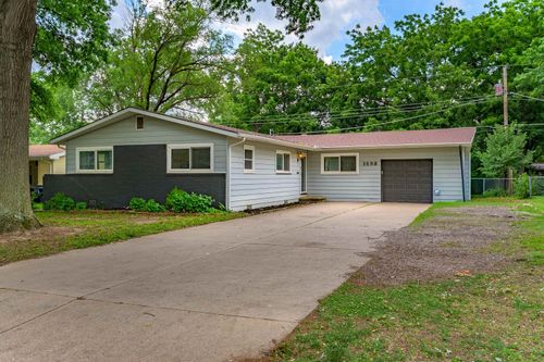 1653 Montana St, El Dorado, KS, 67042-4220 | Card Image