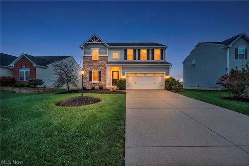 3238 Seven Bridges Rd, Medina, OH, 44256-6233 | Card Image