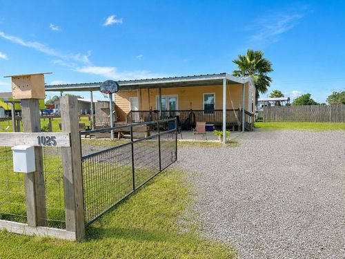 1025 N Jacks Rd, Port Bolivar, TX, 77650 | Card Image