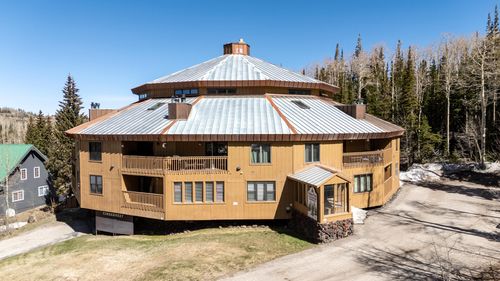 8a-117 E Steam Engine Dr, Brian Head, UT, 84719 | Card Image