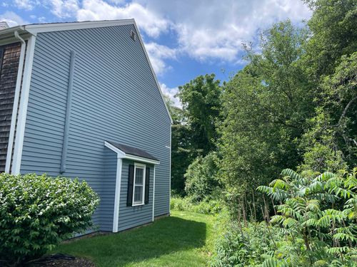 10-1275 Maplewood Ave, Portsmouth, NH, 03801-3585 | Card Image