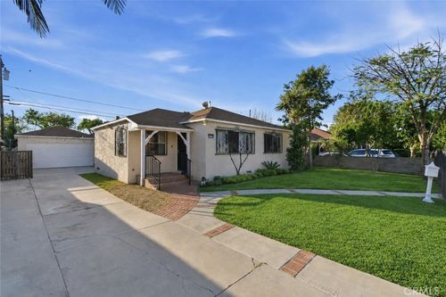 10731 Wright Rd, South Gate, CA, 90280-7113 | Card Image