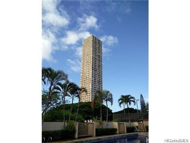 803B - 1060 Kamehameha Highway, Home with 1 bedrooms, 1 bathrooms and 1 parking in Pearl City HI | Image 1