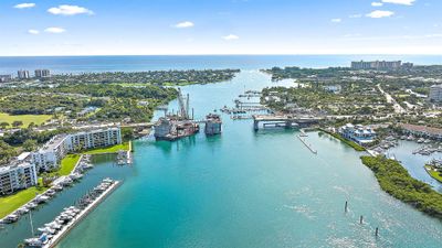 517 - 1748 Jupiter Cove Drive, Condo with 2 bedrooms, 2 bathrooms and null parking in Jupiter FL | Image 3