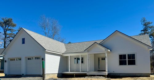 23 Forest Glen Lane, Topsham, ME, 04086 | Card Image