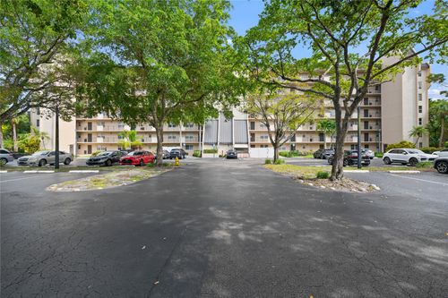 apt-603-3150 W Rolling Hills Cir, Davie, FL, 33328-1965 | Card Image
