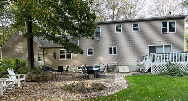 Back Exterior | Image 35