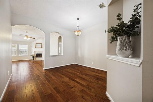 1909 Lazy Hollow Ln, Pearland, TX, 77581-1713 | Card Image