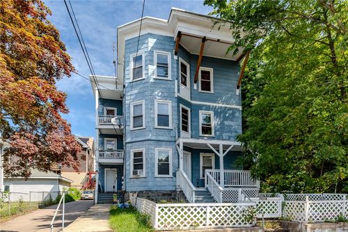 376 Cumberland Hill Rd, Woonsocket, RI, 02895-4820 | Card Image