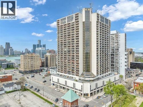 3002-150 Park St W, Windsor, ON, N9A7A2 | Card Image