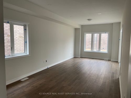 56 Bruton St, Thorold, ON, L2V0N3 | Card Image