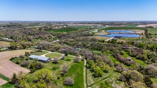 19724 365th St, Earlham, IA, 50072-8122 | Card Image