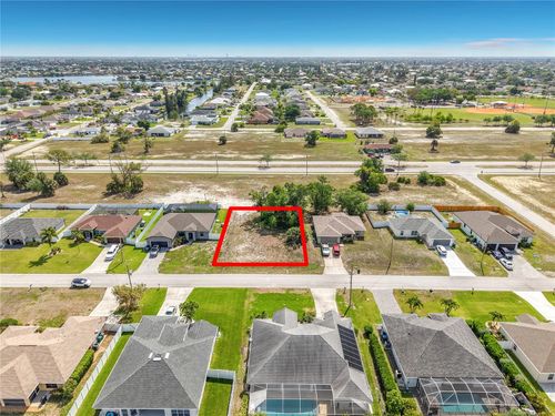 1305 Sw 8th Pl, Cape Coral, FL, 33991-2606 | Card Image