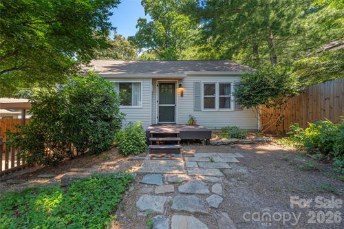 37 Wilmington St, Asheville, NC, 28806-4227 | Card Image