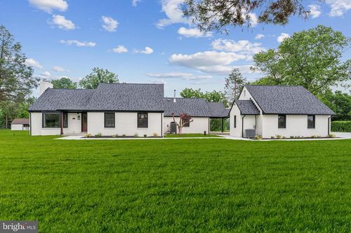 39891 Old Wheatland Rd, WATERFORD, VA, 20197-1036 | Card Image