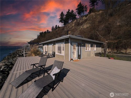 26 Beach Way, Everett, WA, 98206 | Card Image