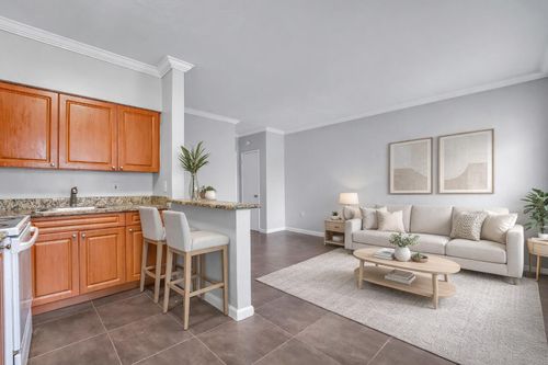 9-521 Ne 82nd Ter, Miami, FL, 33138-4083 | Card Image