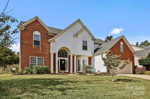 7924 Fairmeadows Dr, Charlotte, NC, 28269-6921 | Card Image