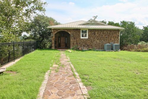 20700 E Lakeshore Dr, Spicewood, TX, 78669-1746 | Card Image