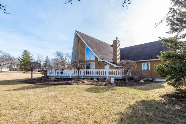 43388 N Oakcrest Ln, House other with 3 bedrooms, 2 bathrooms and 3 parking in Zion IL | Image 32
