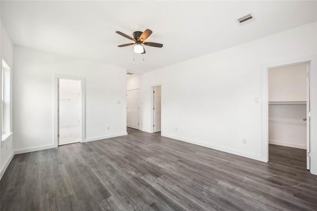 5608 Hollow Pines Dr, House other with 3 bedrooms, 4 bathrooms and 1 parking in Houston TX | Image 24