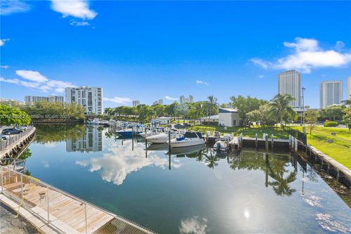2356-26 Diplomat Pkwy, Hallandale Beach, FL, 33009-3721 | Card Image