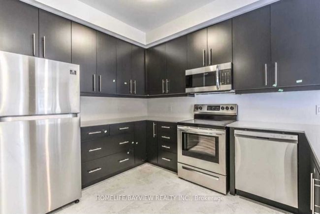84 - 30 Times Square Blvd, House attached with 3 bedrooms, 3 bathrooms and 1 parking in Hamilton ON | Image 8